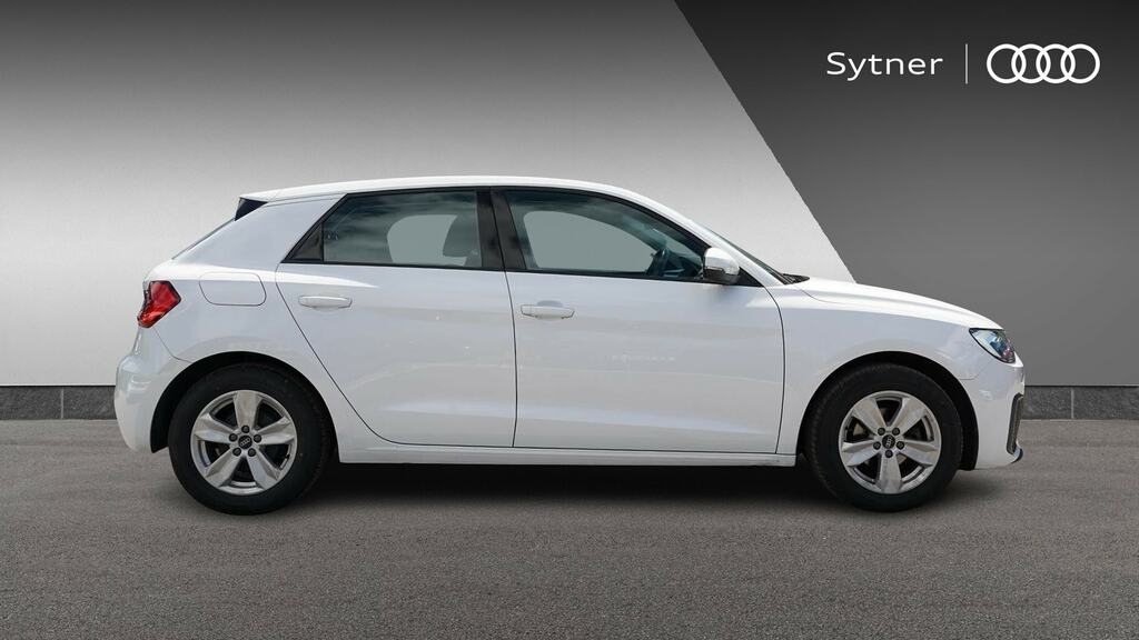 Audi A1 30 Tfsi 110 Technik CY23HFS White #4