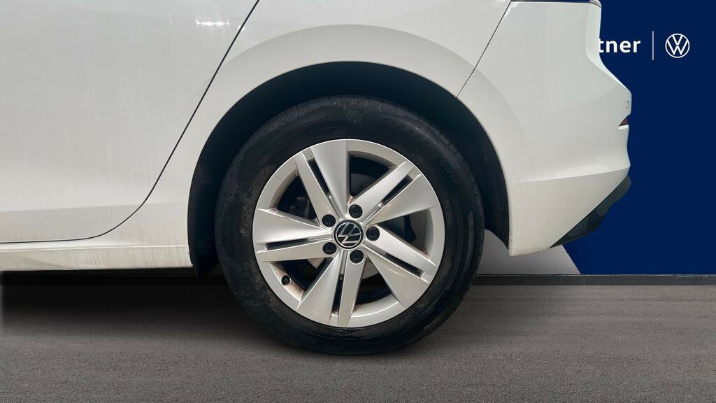 Volkswagen Golf 1.5 Etsi 150 Life Dsg DH73HOA White #5