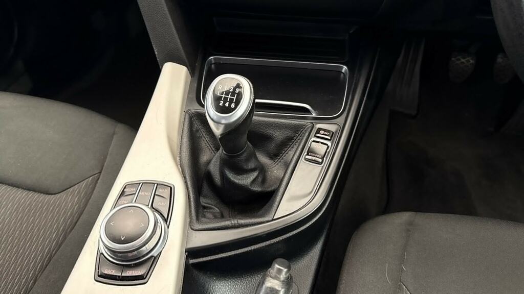 BMW 3 Series 320I Se Blue #5