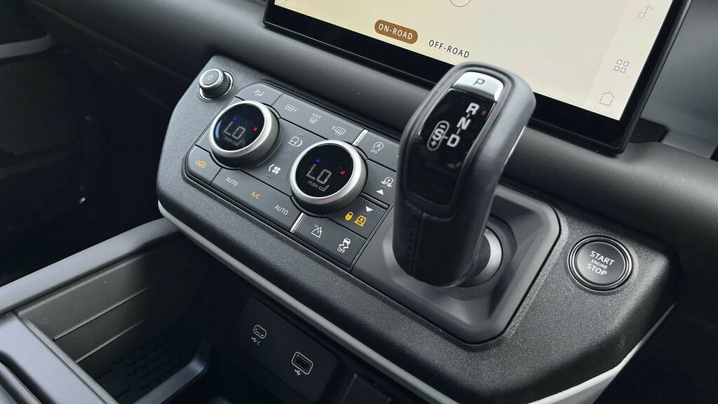 Land Rover Defender 90 90 3.0 D250 Mhev X-dynamic Se 4Wd Euro 6 Ss Black #12