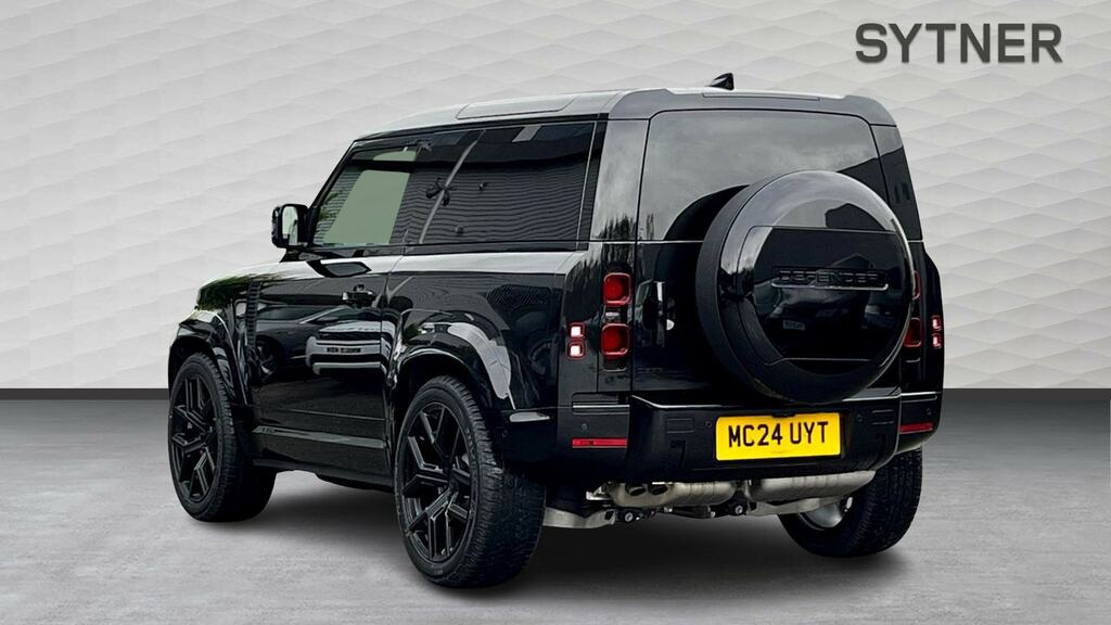 Land Rover Defender 90 3.0 D250 Hard Top Hse Black #2