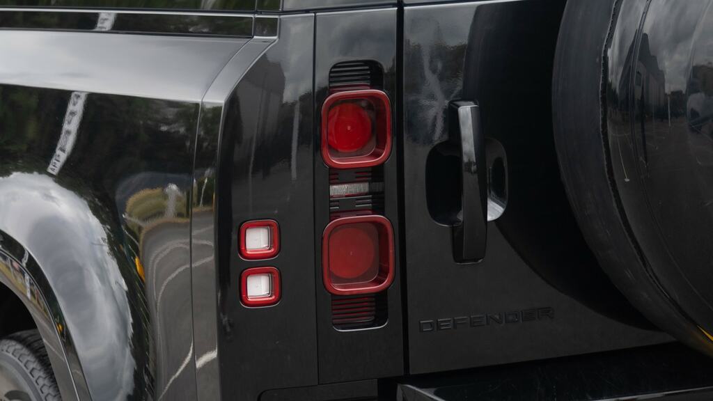 Land Rover Defender 90 Defender Xs Edition Mhev Black #19