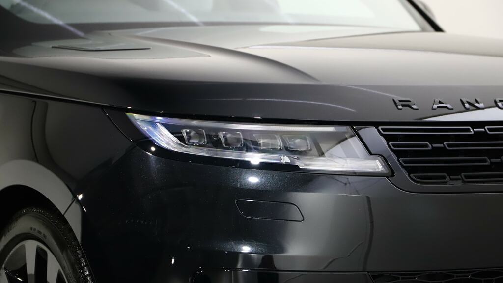 Land Rover Range Rover Sport Edition Black #16