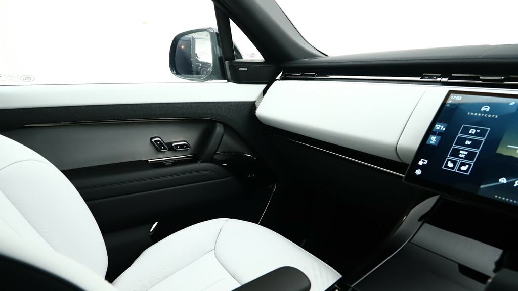 Land Rover Range Rover Sport Edition Black #20