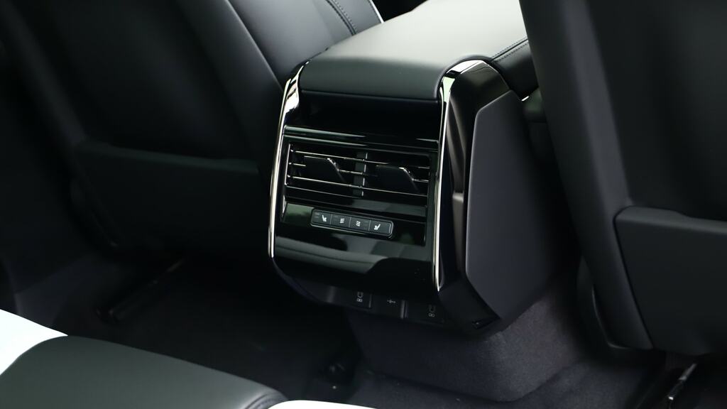 Land Rover Range Rover Sport Edition Black #17