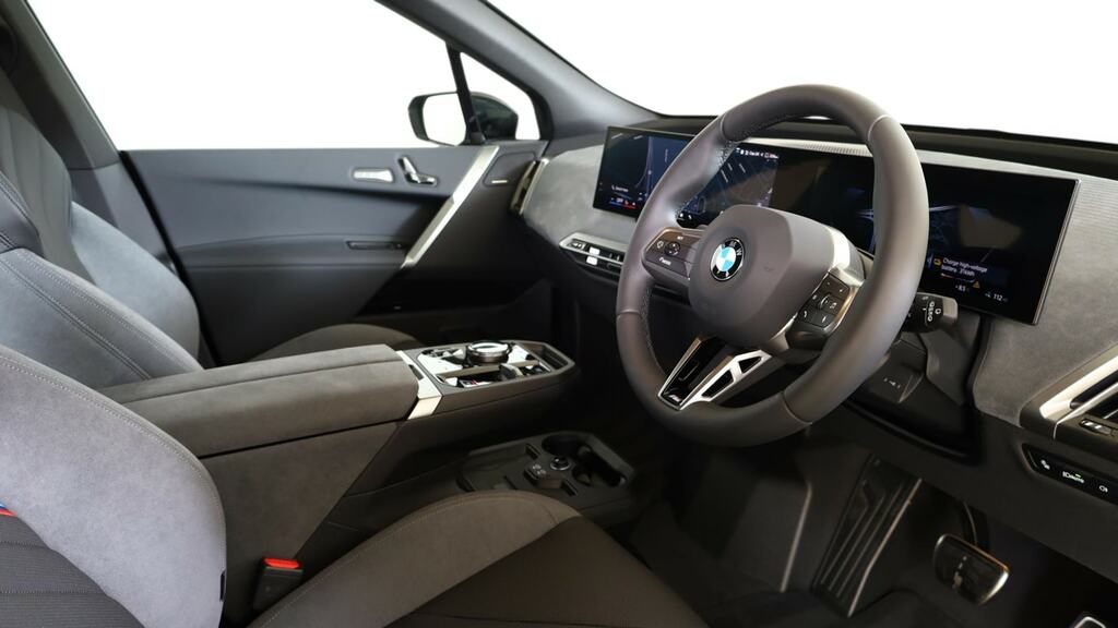 BMW iX 400Kw Xdrive60 M Sport 112Kwh Black #6