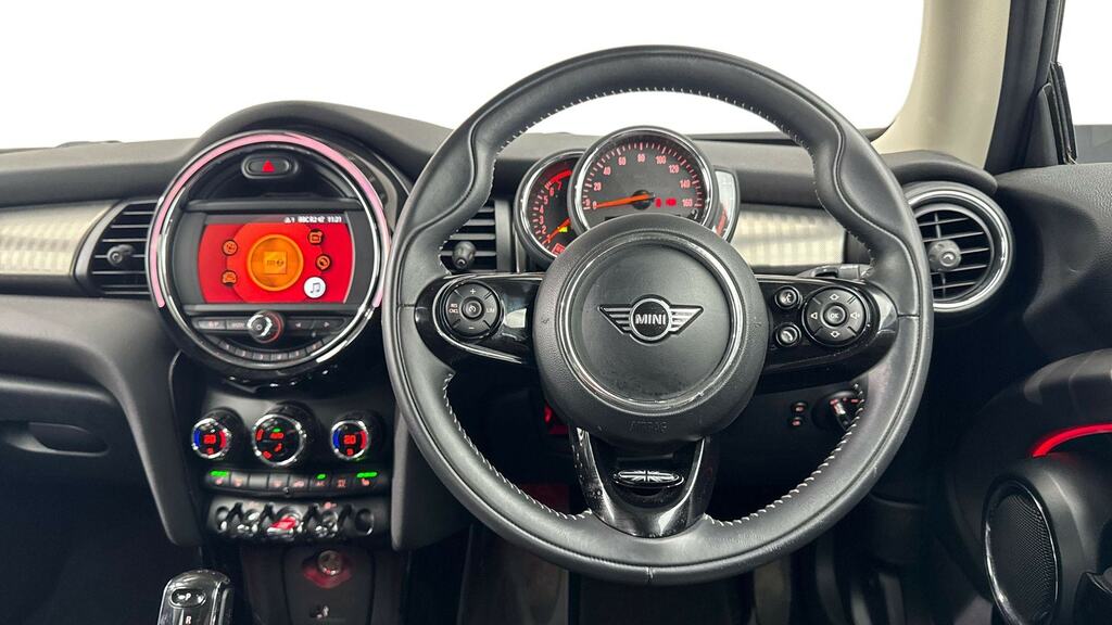 Mini Hatch 1.5 Cooper Exclusive II Comfort Pack YN20VTE Black #5
