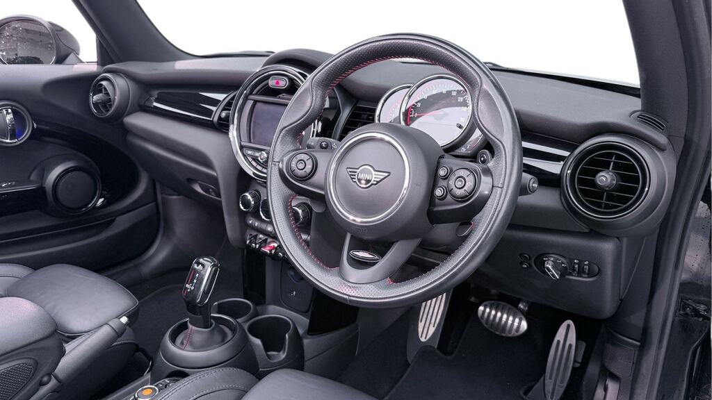 Mini Convertible 2.0 Jcw II Comfort Pack 8 Speed Black #6
