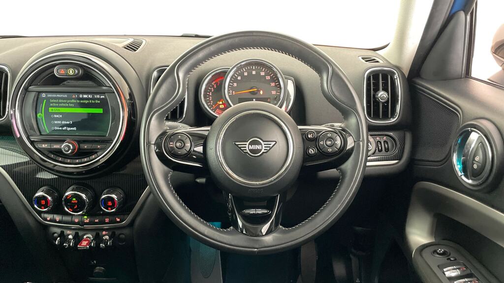 Mini Countryman 1.5 Cooper Exclusive Suv Steptronic 1 Black #8