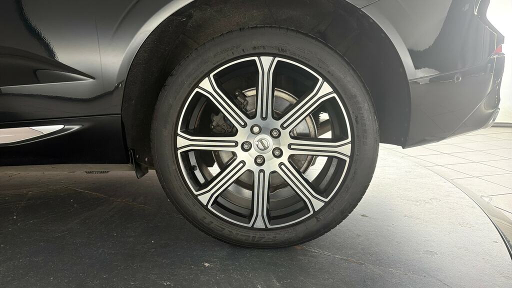 Volvo XC60 2.0 B5p 250 R Design Awd Geartronic  #25