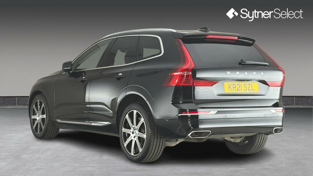 Volvo XC60 2.0 B5d Inscription Pro Awd Geartronic Black #2