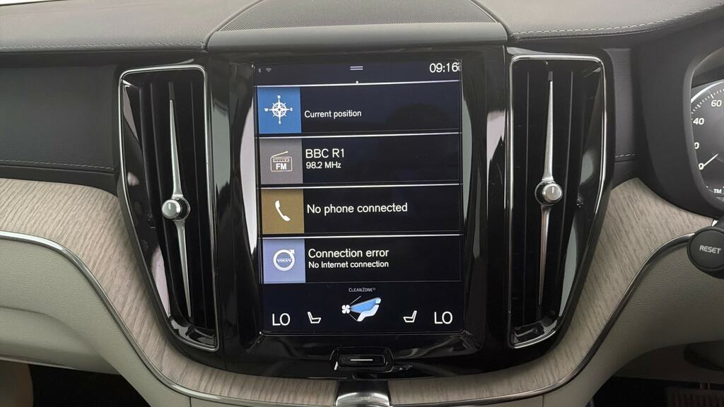 Volvo XC60 2.0 B5p 250 R Design Awd Geartronic  #15