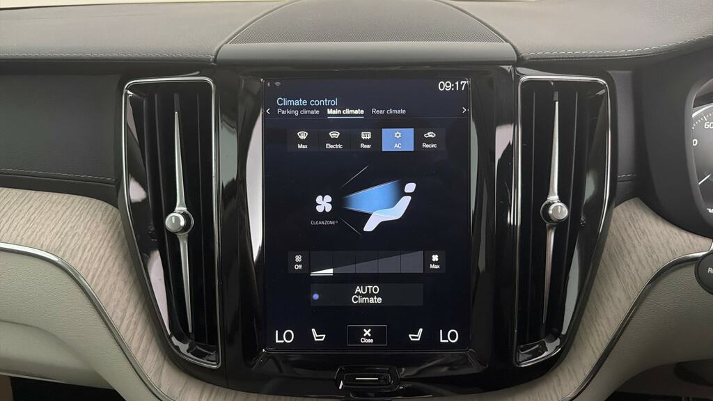 Volvo XC60 2.0 B5p 250 R Design Awd Geartronic  #16