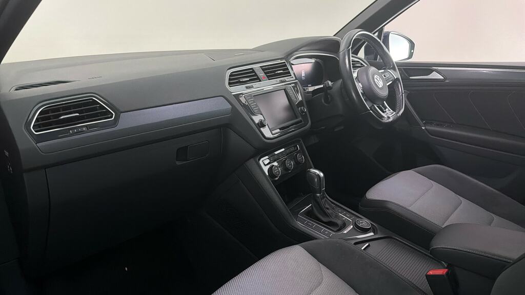 Volkswagen Tiguan 2.0 Match Edition Tdi Bmt 4-Motion Dsg Grey #11