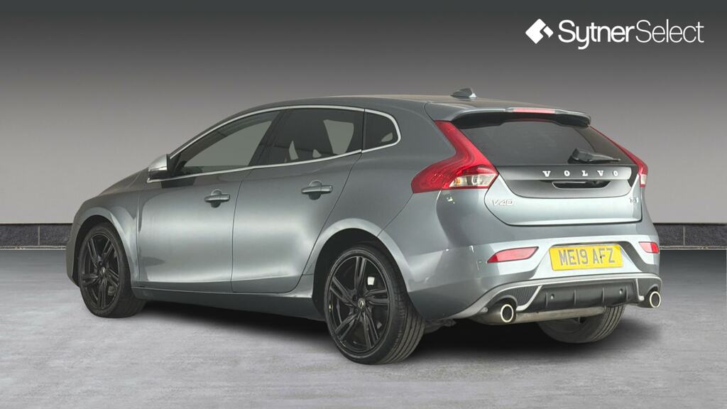 Volvo V40 T2 122 R Design Edition Geartronic Grey #2