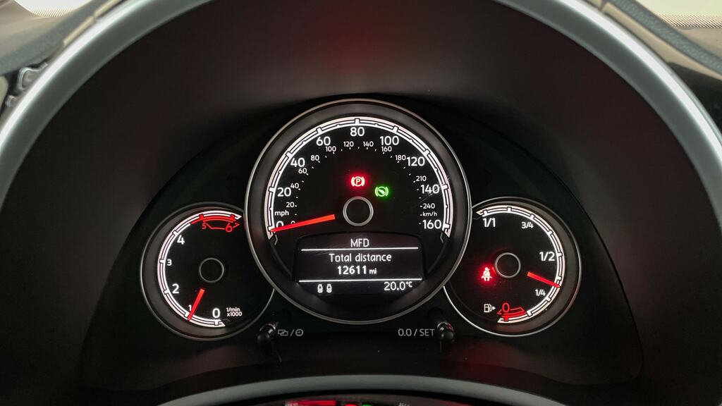 Volkswagen Beetle 2.0 Tdi R-line Cabriolet Dsg Euro 6 Ss White #17