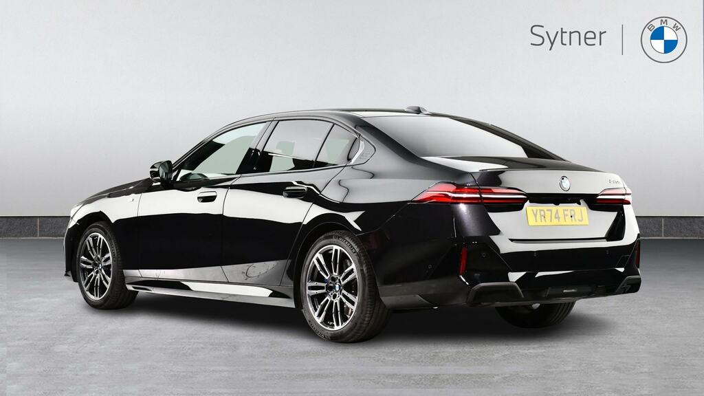 BMW 5 Series 520I M Sport Black #2