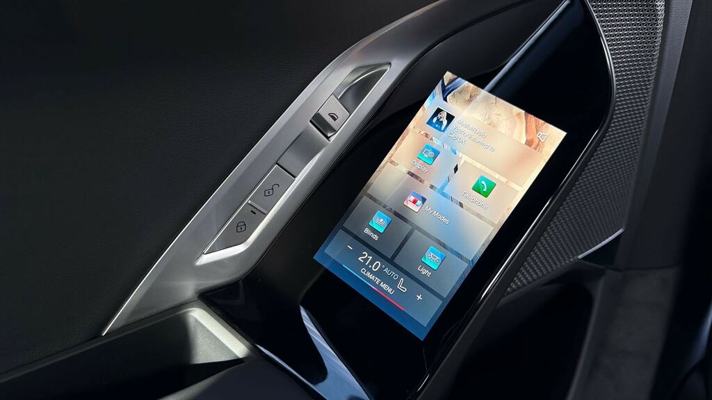 BMW i7 335Kw Edrive50 M Sport 105.7Kwh Blue #26