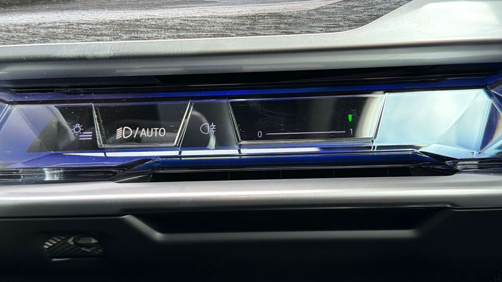 BMW i7 335Kw Edrive50 M Sport 105.7Kwh Blue #30