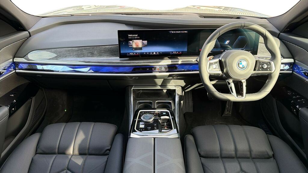 BMW i7 335Kw Edrive50 M Sport 105.7Kwh Grey #4