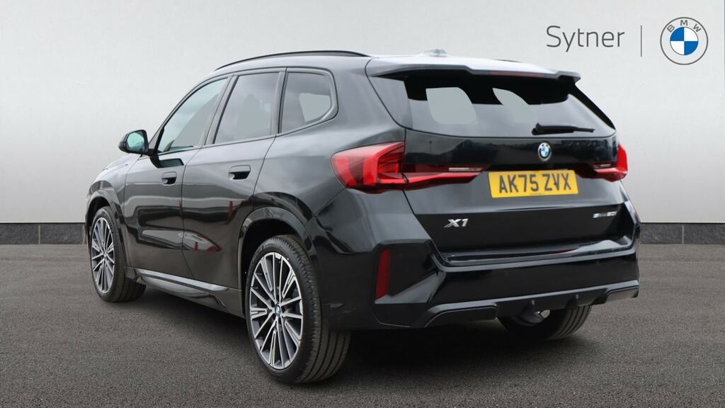 BMW X1 Sdrive 20I Mht M Sport Step Black #2