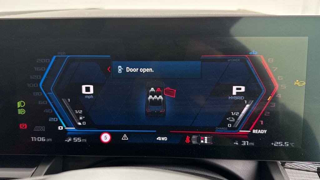 BMW M5 2025 4.4 22.1Kwh Saloon Plug-in Hybrid Blue #9