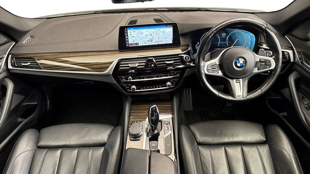 BMW 5 Series 520D Xdrive M Sport Plus Pack YJ68YGF White #4