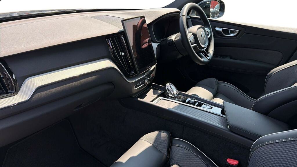 Volvo XC60 2.0 T6 350 Phev Plus Black Ed Awd Geartronic NA26ECZ Black #4