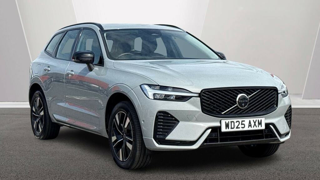 Volvo XC60 2.0 B5p Plus Dark Awd Geartronic Grey