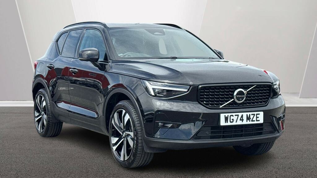 Volvo XC40 2.0 B4p Ultra Bright Black