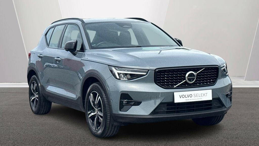 Volvo XC40 2.0 B3p Plus Dark Grey