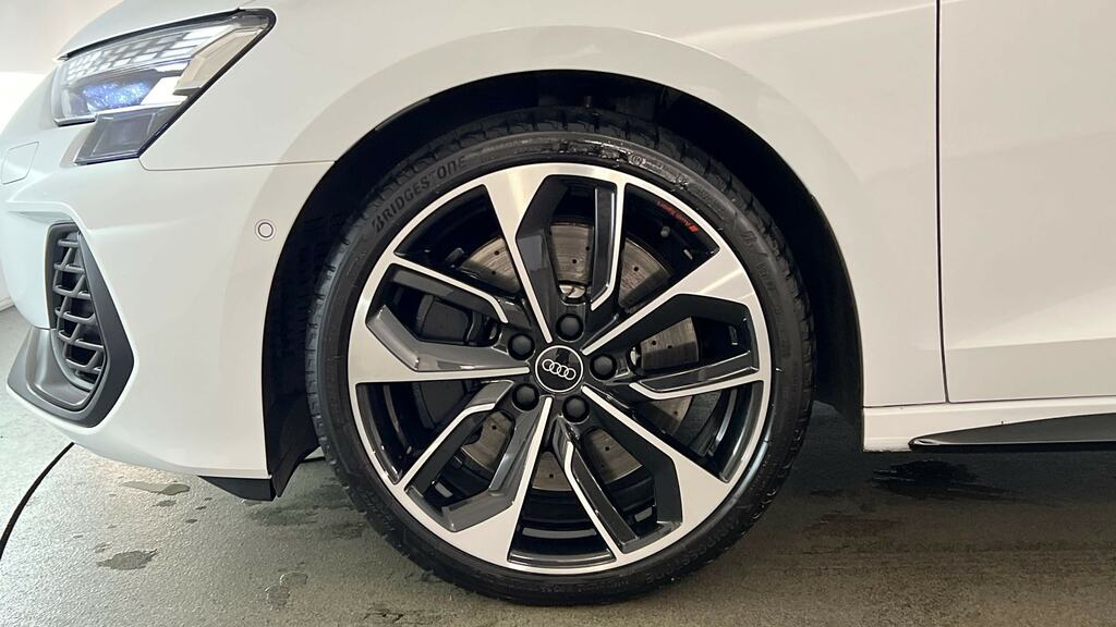 Audi A3 S3 Tfsi Quattro 333 Black Edition S Tronic White #5