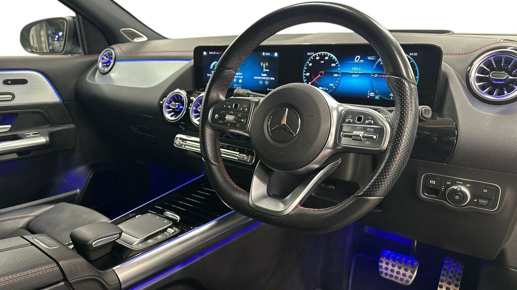 Mercedes-Benz EQA Eqa 250 140Kw Amg Line Prem Plus 66.5Kwh Black #3