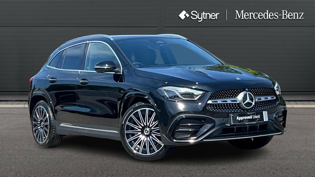 Mercedes-Benz GLA Class Gla 200 Amg Line Premium Plus Black