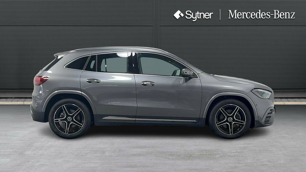 Mercedes-Benz GLA Class Gla 220D 4Matic Amg Line Executive Grey #4