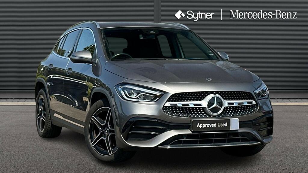 Mercedes-Benz GLA Class Gla 220D 4Matic Amg Line Executive Grey