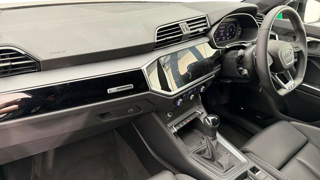 Audi Q3 35 Tfsi Black Edition Tech Pack Grey #2
