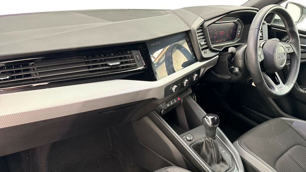 Audi A1 35 Tfsi S Line S Tronic VE72WSU White #2