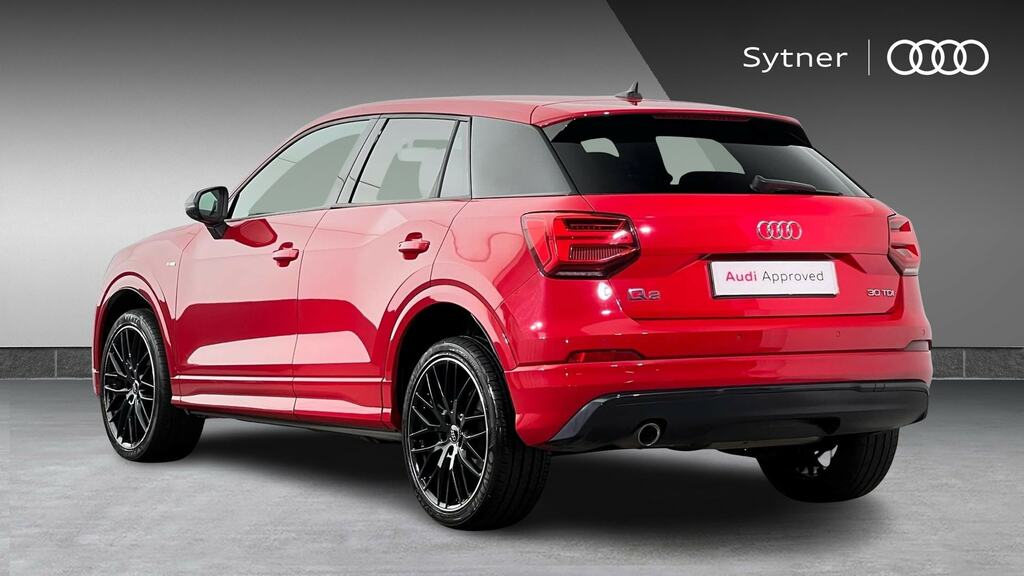 Audi Q2 30 Tdi Black Edition VK69NCY Red #3