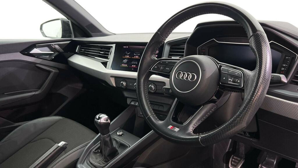 Audi A1 30 Tfsi S Line YK70ZXS Black #6
