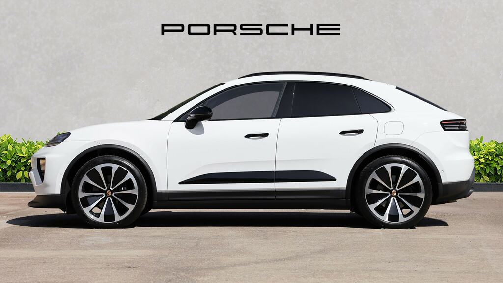 Porsche Macan 265Kw 100Kwh SM25BJY White #3