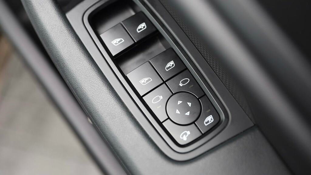 Porsche Taycan Performance Plus 93.4Kwh 4S Cross Turismo 4Wd #20