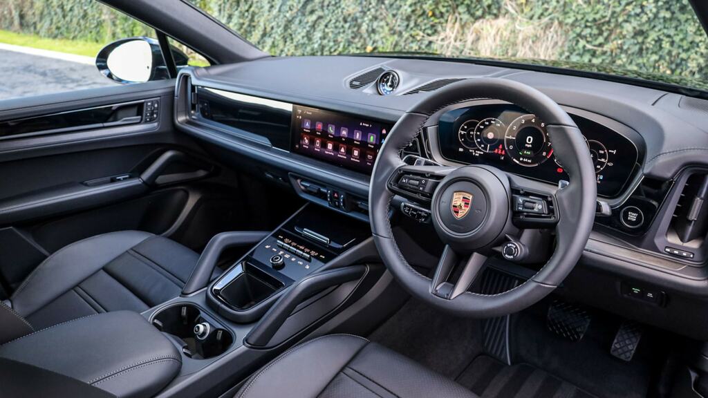 Porsche Cayenne E-hybrid Black Edition Tiptronic S Black #3