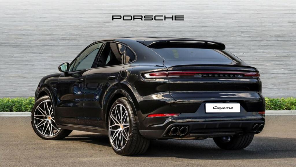 Porsche Cayenne E-hybrid Black Edition Tiptronic S Black #2