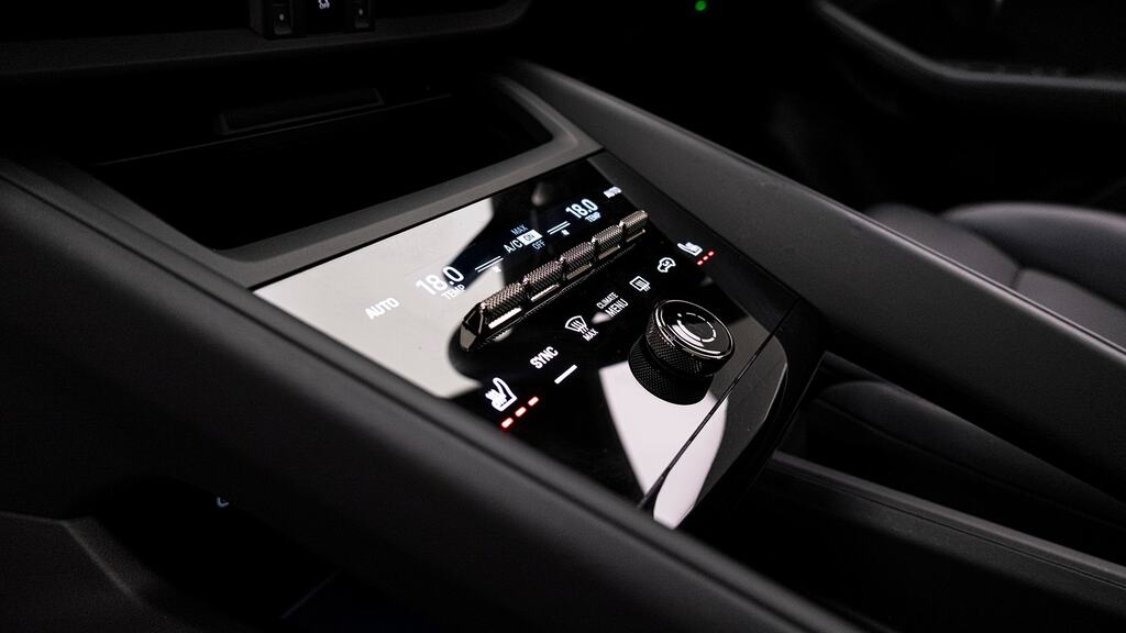 Porsche Macan 100Kwh Turbo Suv 4Wd 639 Ps Grey #12