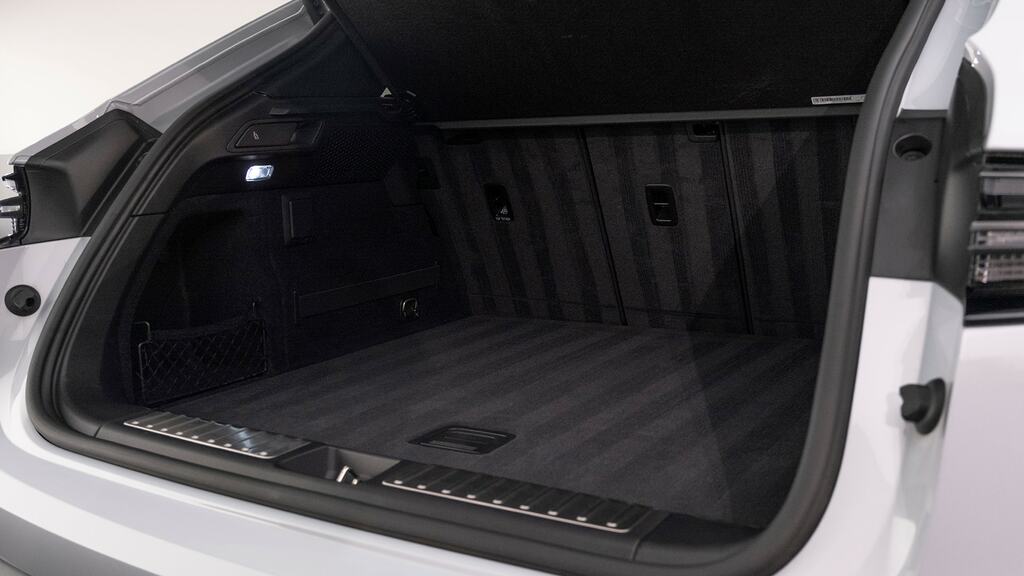 Porsche Macan 100Kwh Turbo Suv 4Wd 639 Ps Grey #19
