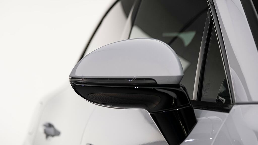 Porsche Macan 100Kwh Turbo Suv 4Wd 639 Ps Grey #22