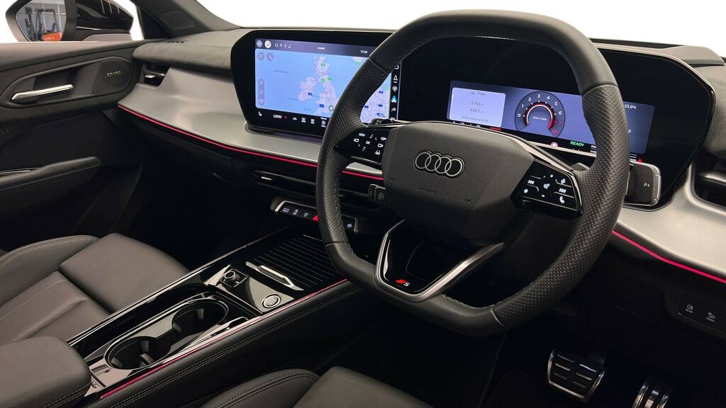 Audi Q3 1.5 E-hybrid S Line S Tronic Soundvision RJ75DFF Black #6