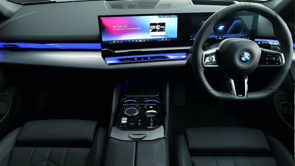 BMW 5 Series 530E M Sport Pro Tech Plus EN26OEW Grey #4