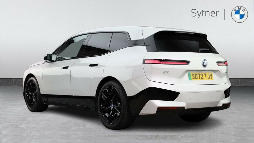 BMW iX 385Kw Xdrive50 M Sport Edition 111.5Kwh SD72TJY White #2